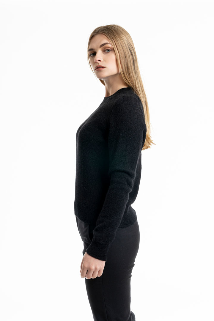 NEW - Classic Sweater - Black - 2